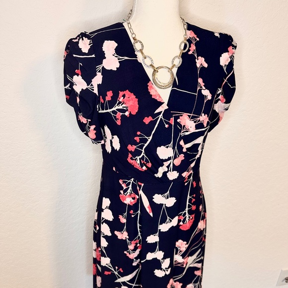 Tommy Hilfiger, Fit and Flare Silhouette Dress, Size 6 - Picture 3 of 7